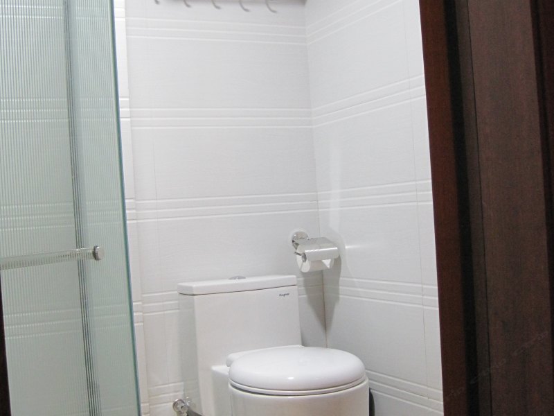 hotelPic