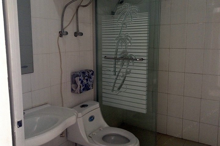 hotelPic