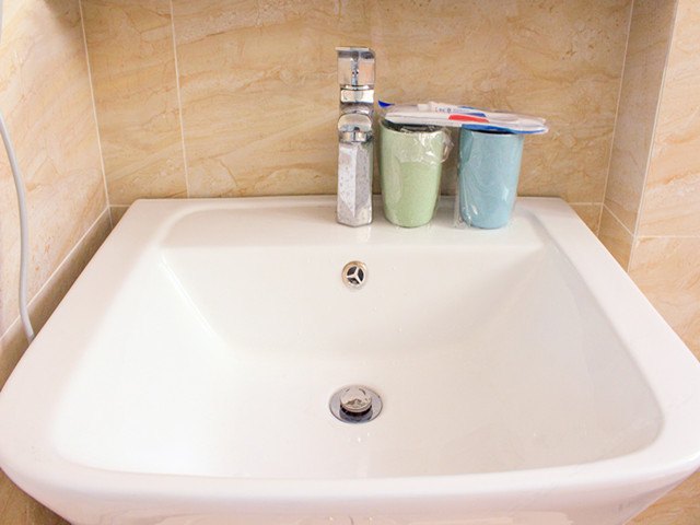 hotelPic