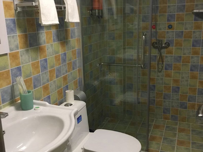 hotelPic