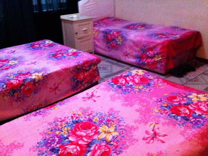 hotelPic
