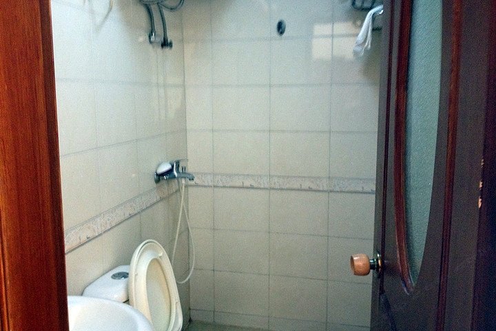 hotelPic