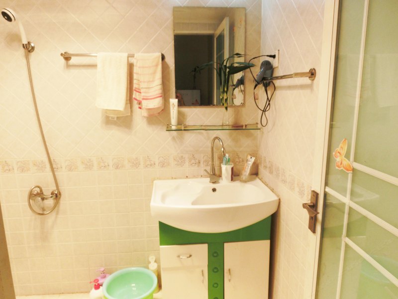 hotelPic