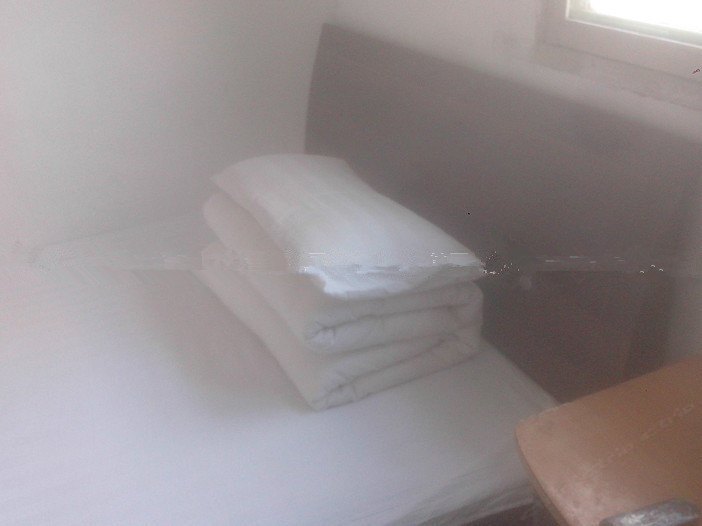 hotelPic