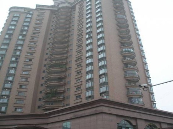 hotelPic