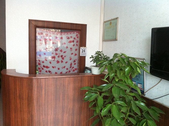 hotelPic