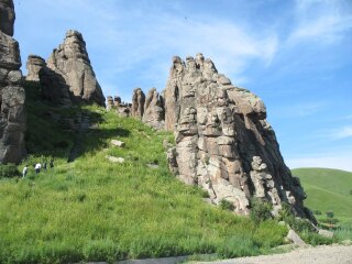 呼倫貝爾大草原八月份旅游_現(xiàn)在到呼倫貝爾大草原旅游多少錢(qián)_呼倫貝爾大草原旅游要多少錢(qián)跟團(tuán)