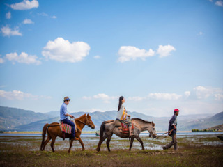 云南瀘沽湖旅游路線_云南瀘沽湖旅游要多少錢2021_旅行團(tuán)云南瀘沽湖游
