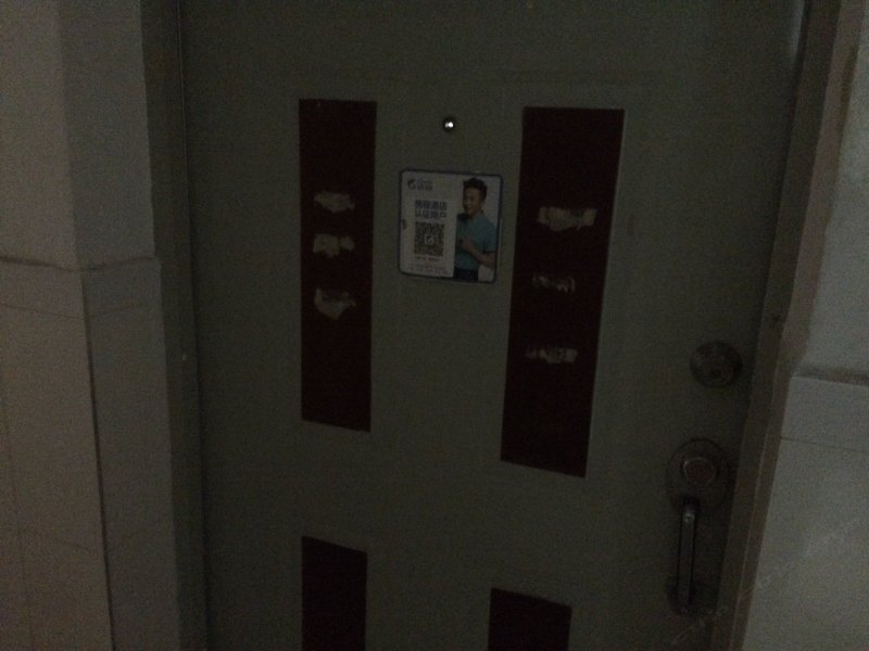 hotelPic