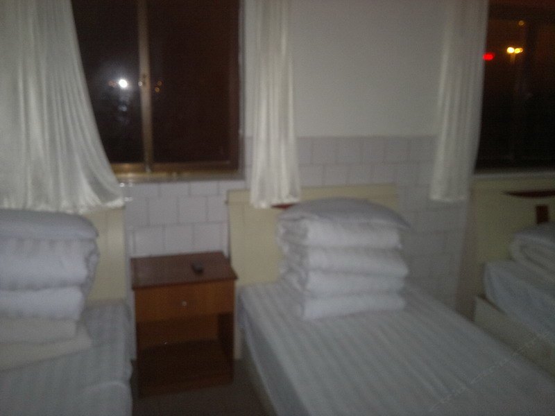 hotelPic