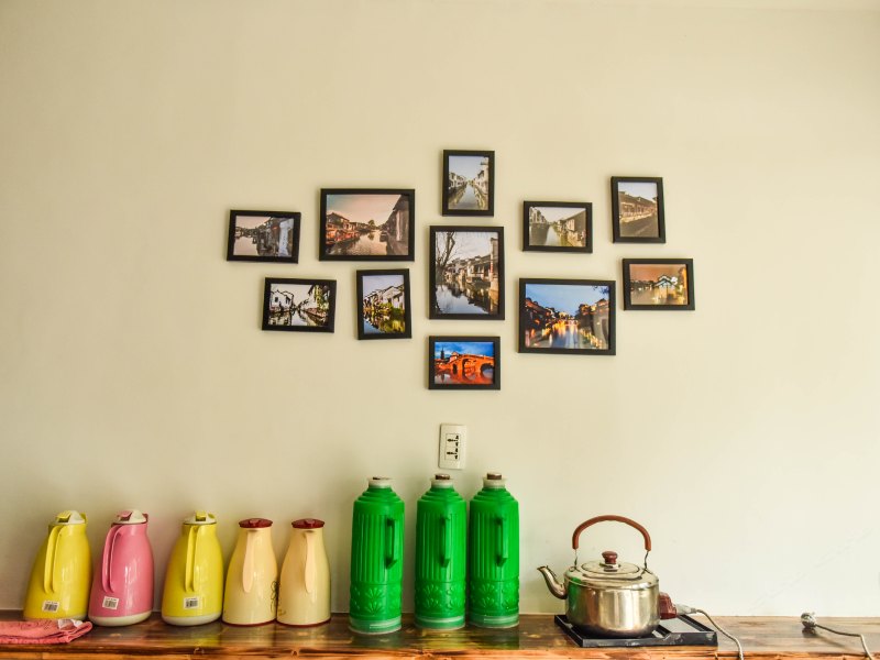hotelPic