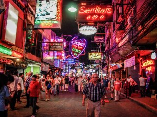 深圳到泰国旅游报价_旅游团泰国旅游_泰国国际旅行