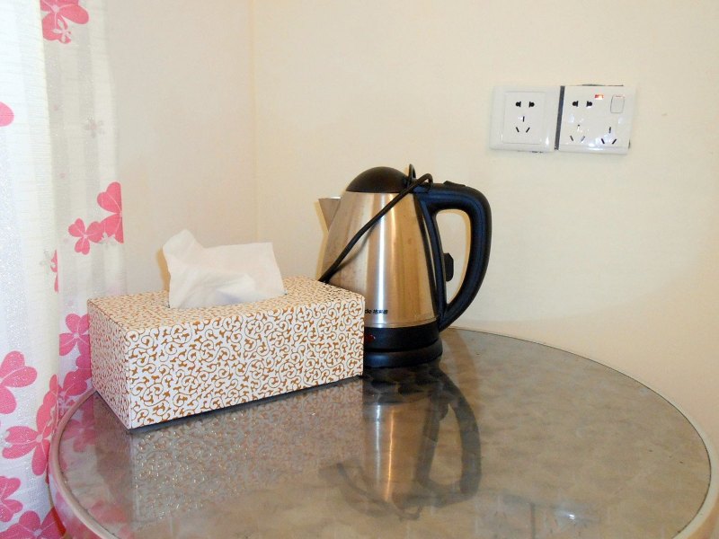 hotelPic