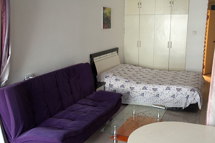 hotelPic