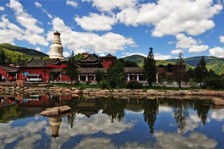 <五台山-云冈石窟-平遥-乔家-故宫-颐和园-天坛-八达岭7日游>山西北京连线游、晋商古都历史文化（当地参团）