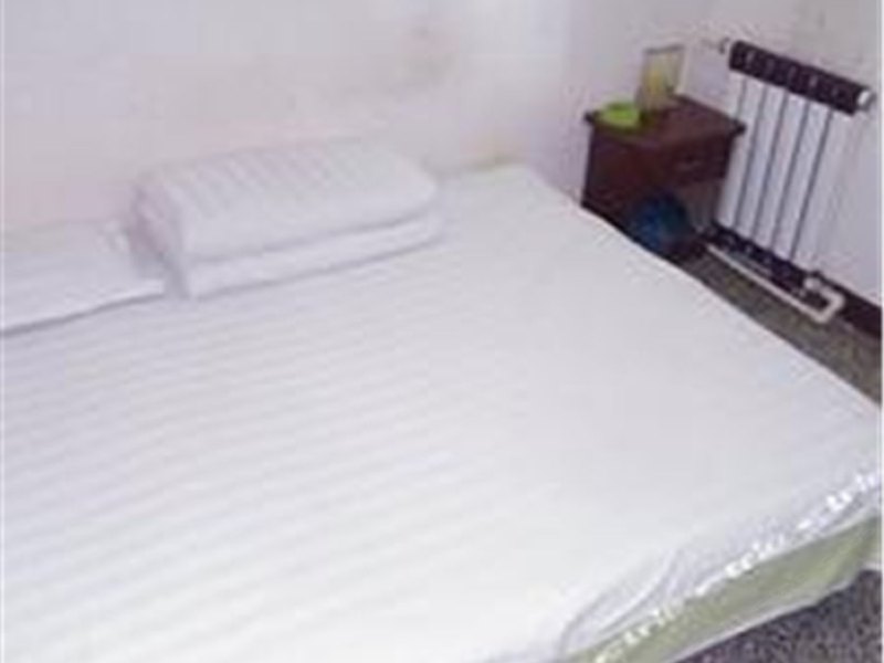 hotelPic