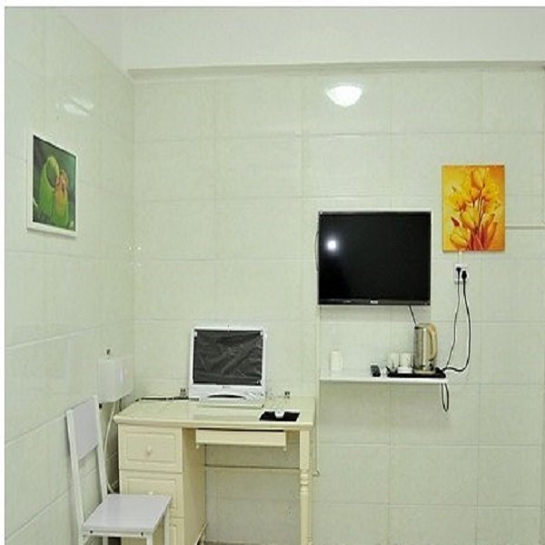 hotelPic