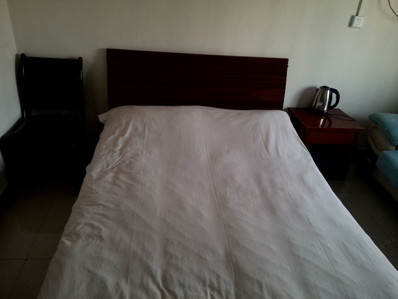 hotelPic