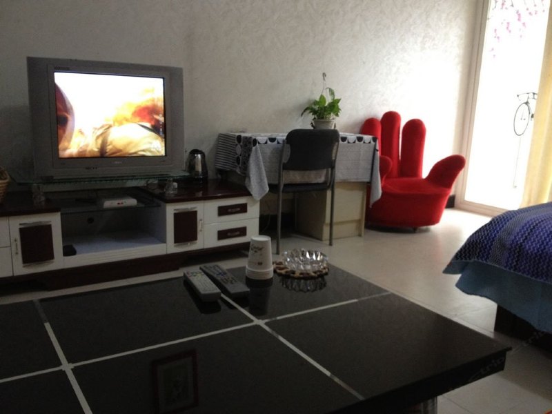 hotelPic