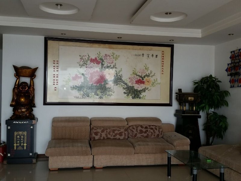 hotelPic