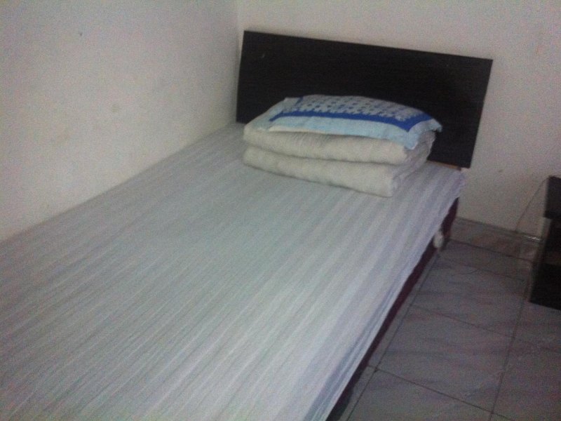 hotelPic