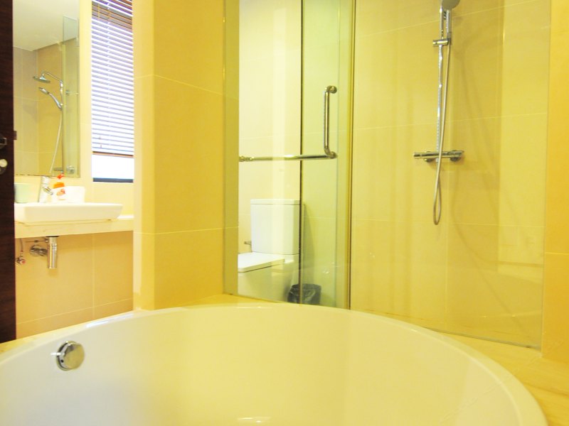 hotelPic