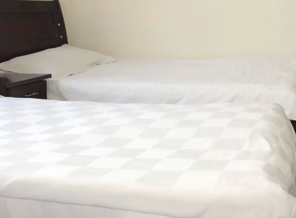 hotelPic