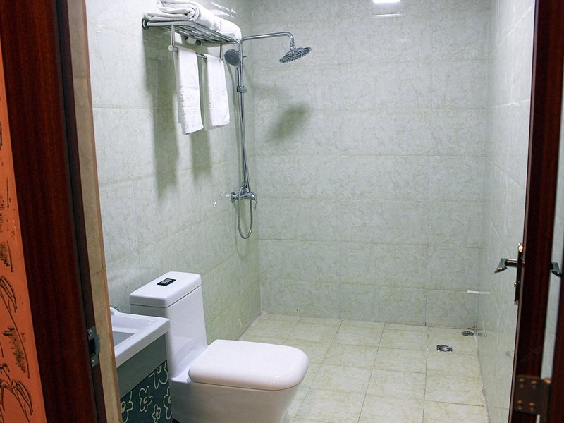 hotelPic