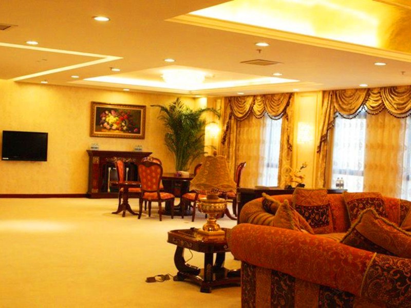hotelPic