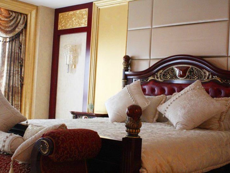 hotelPic