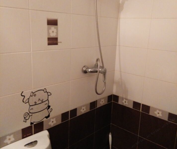 hotelPic