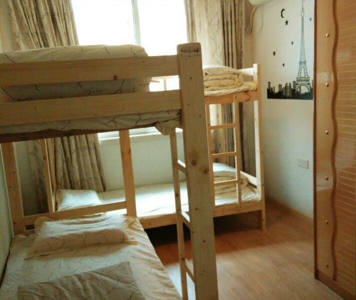 hotelPic