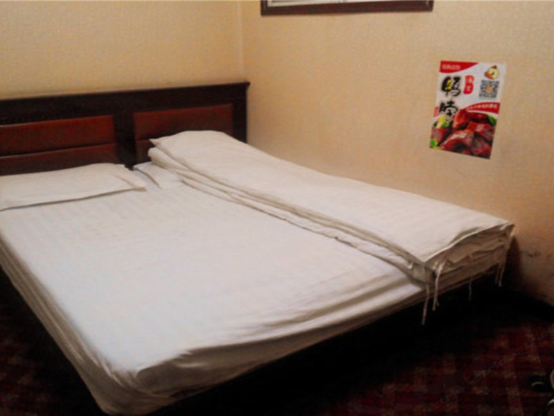 hotelPic