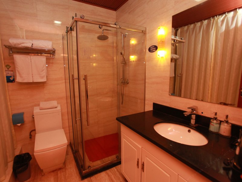 hotelPic