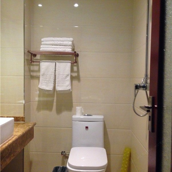 hotelPic