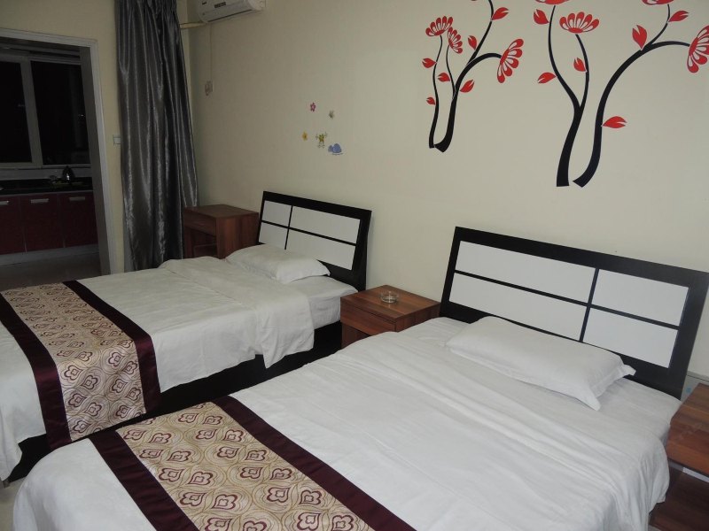 hotelPic