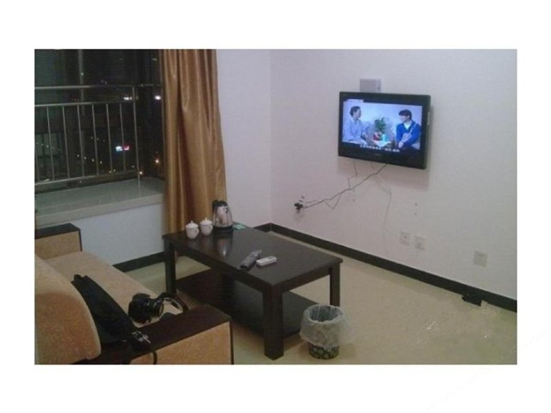 hotelPic