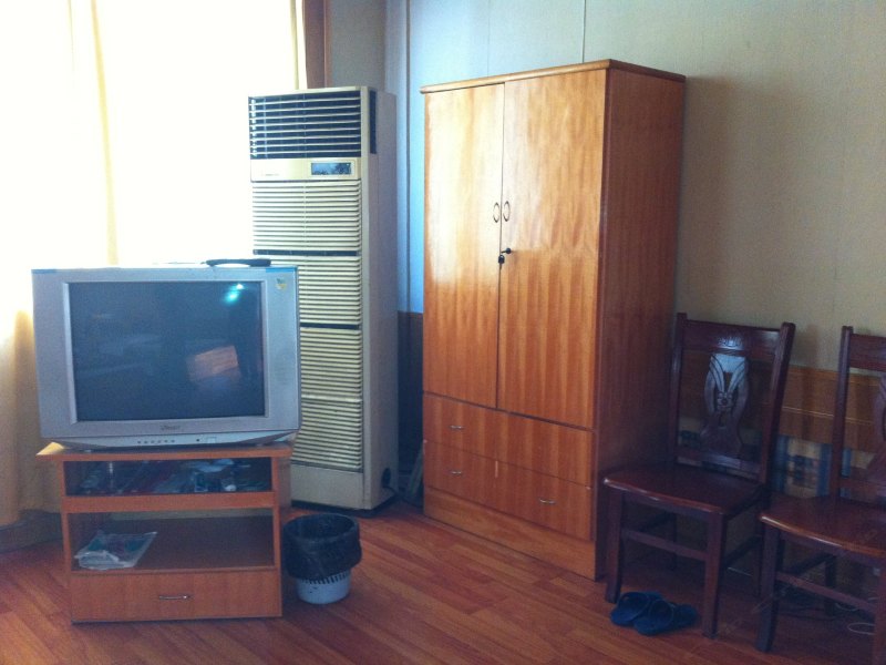 hotelPic