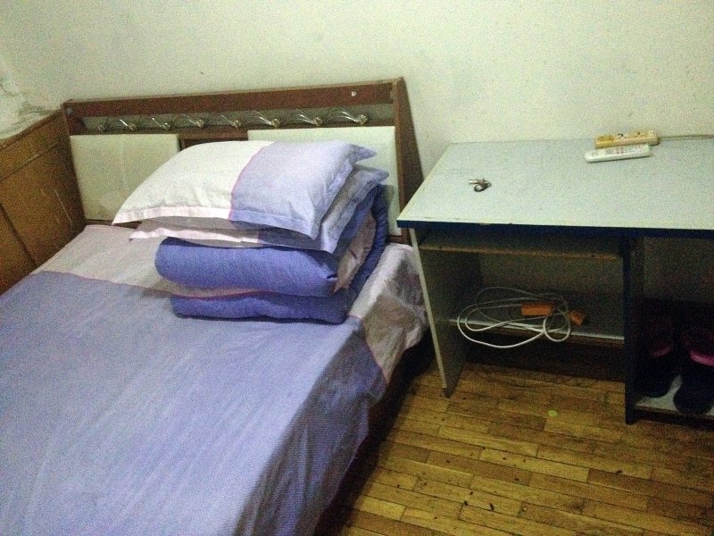 hotelPic