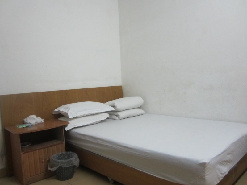 hotelPic