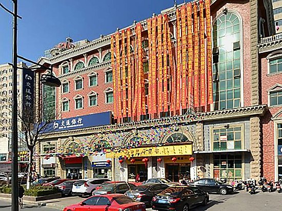速8酒店（海门解放中路店）（原民族村假日酒店）