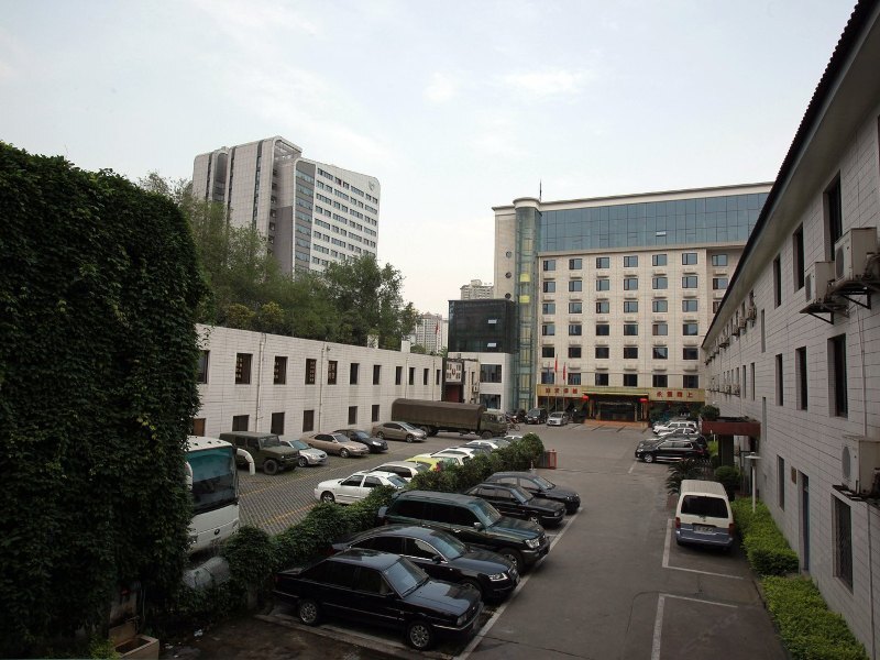 【成都雷剑宾馆】地址:武侯区倒桑树街105号 