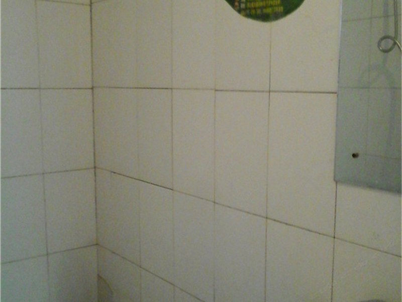 hotelPic
