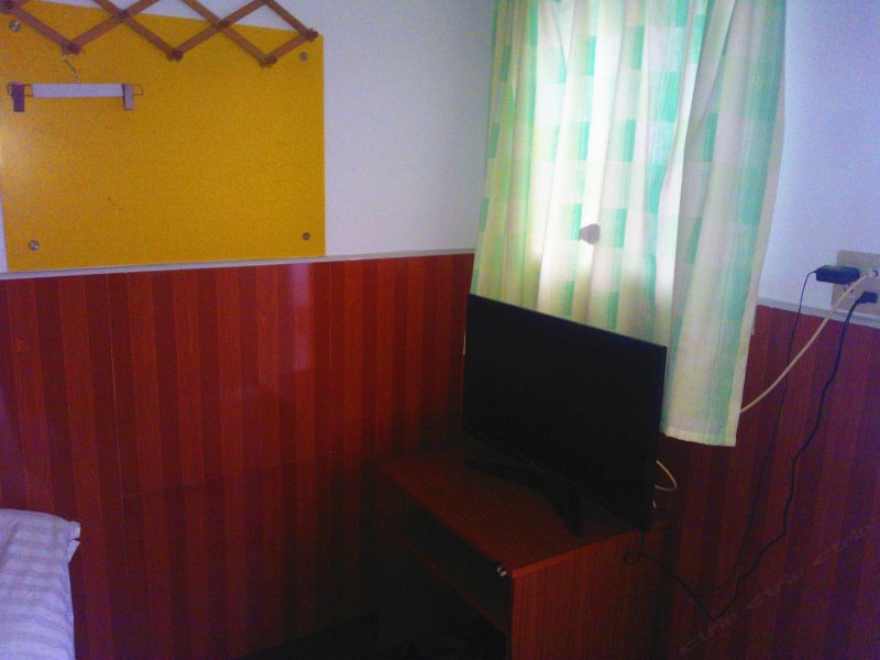 hotelPic