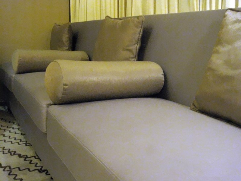 hotelPic