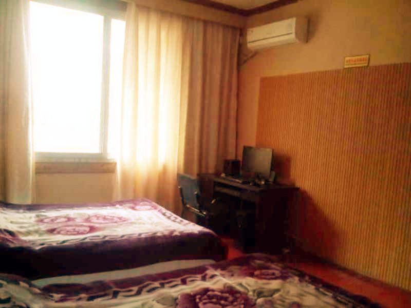 hotelPic