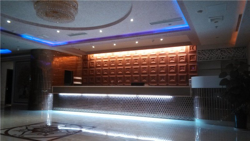 hotelPic