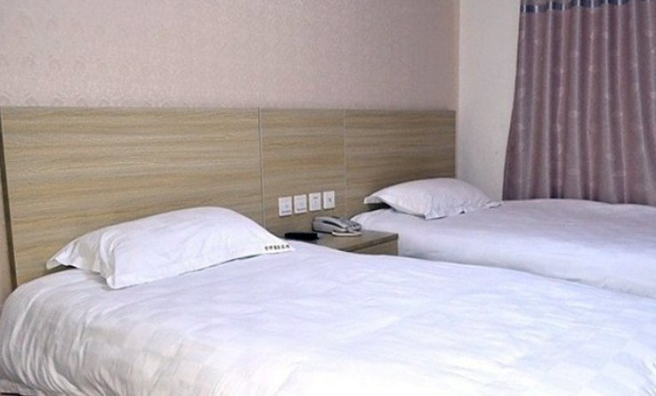 hotelPic