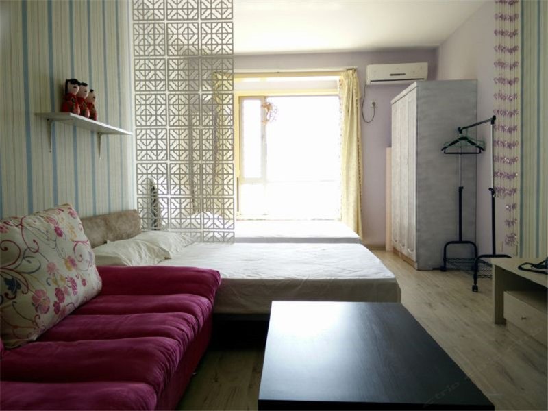 hotelPic