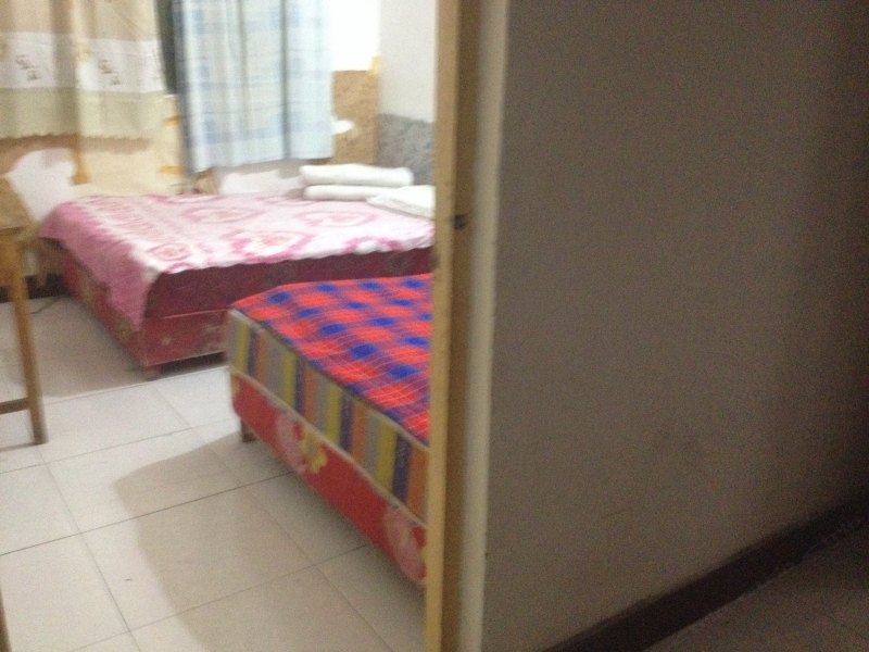 hotelPic